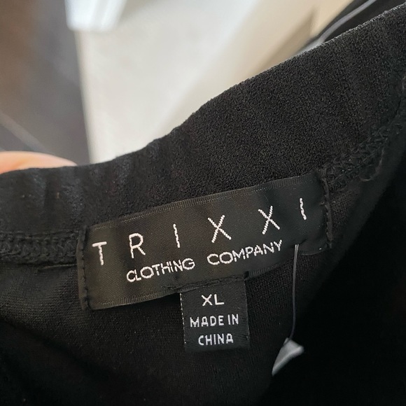 jumpsuit - Picture 5 of 5